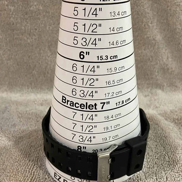 NWOT Casio G-Shock Black and Silver Digital Watch - Picture 4 of 4